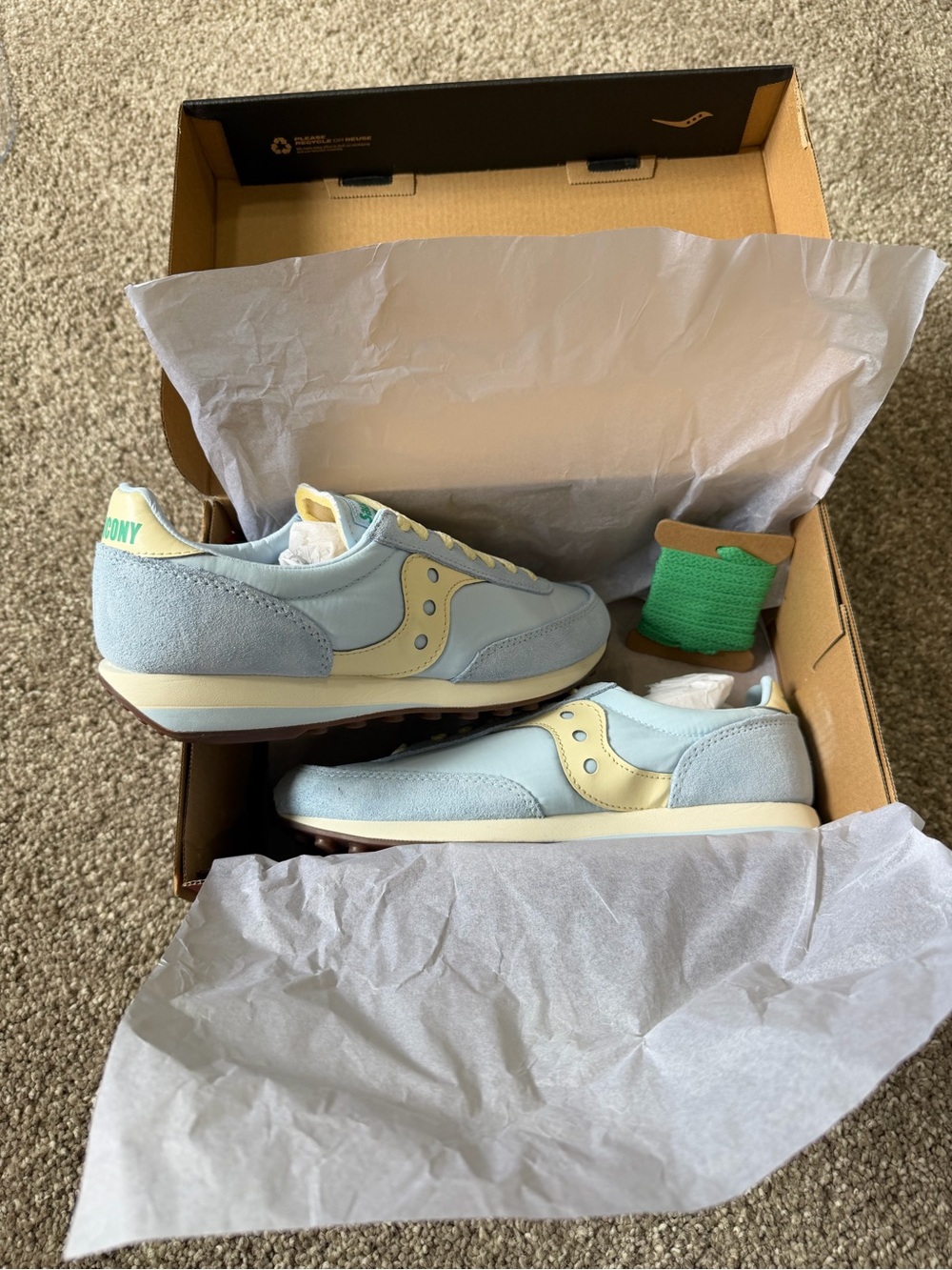 Anthropologie Exclusive Saucony Women's Light Blue Retro Trainer 80 Size 8 - Picture 4 of 6